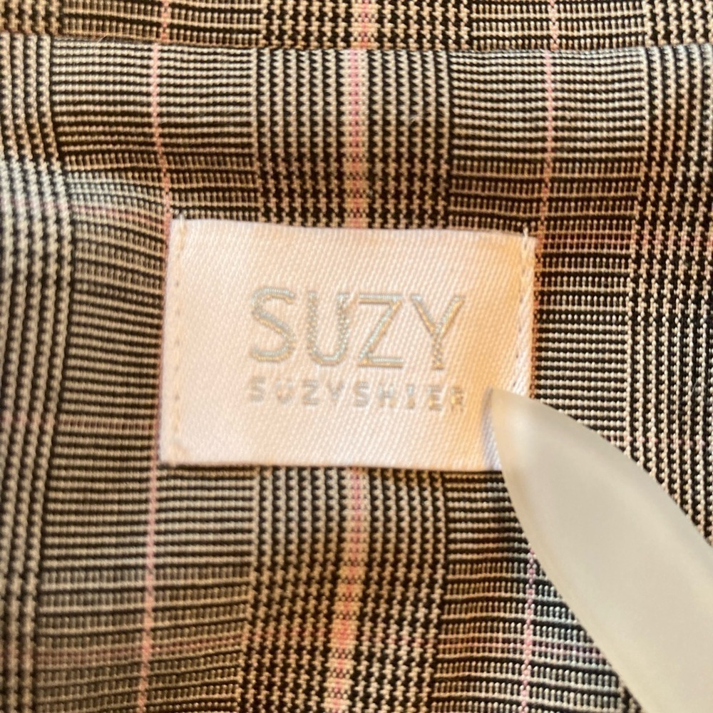 CLEARANCE SALE Suzy Shier Blazer - Picture 5 of 5